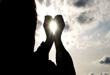 前恒大助攻王刚在国安首发!下轮就将重回替补席,染红国脚踢主力.